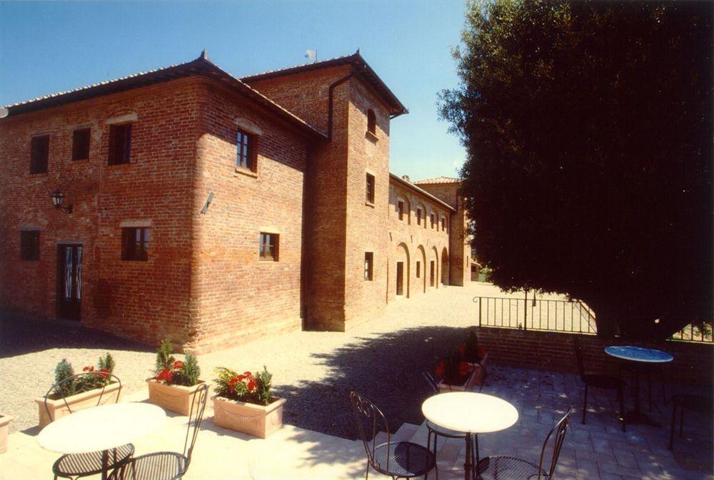 Agriturismo Terra Rossa Valiano Exteriör bild