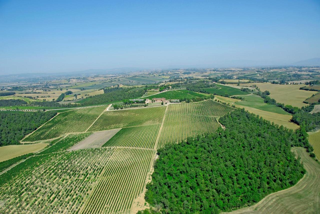 Agriturismo Terra Rossa Valiano Exteriör bild